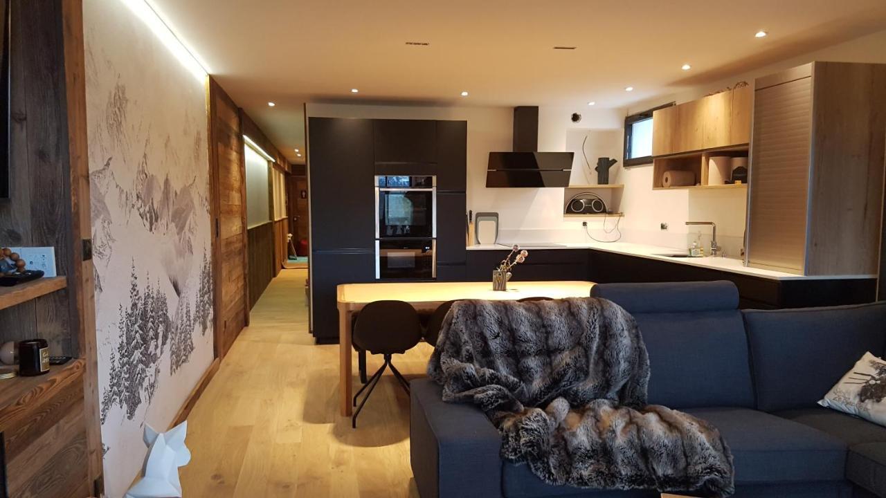 spot, exceptl 80 m2, centre Alpe d Huez, ski au pied, Ménandière, 8 pers, 3ch, 3sdb Alpe d'Huez Exterior foto
