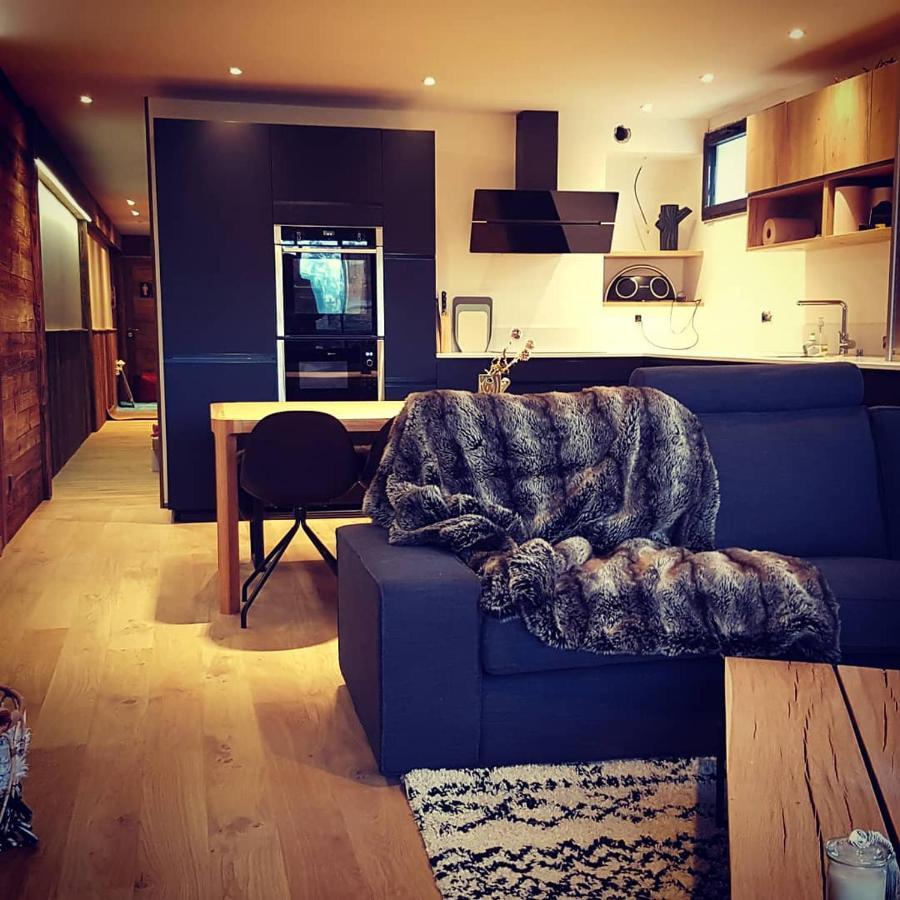 spot, exceptl 80 m2, centre Alpe d Huez, ski au pied, Ménandière, 8 pers, 3ch, 3sdb Alpe d'Huez Exterior foto